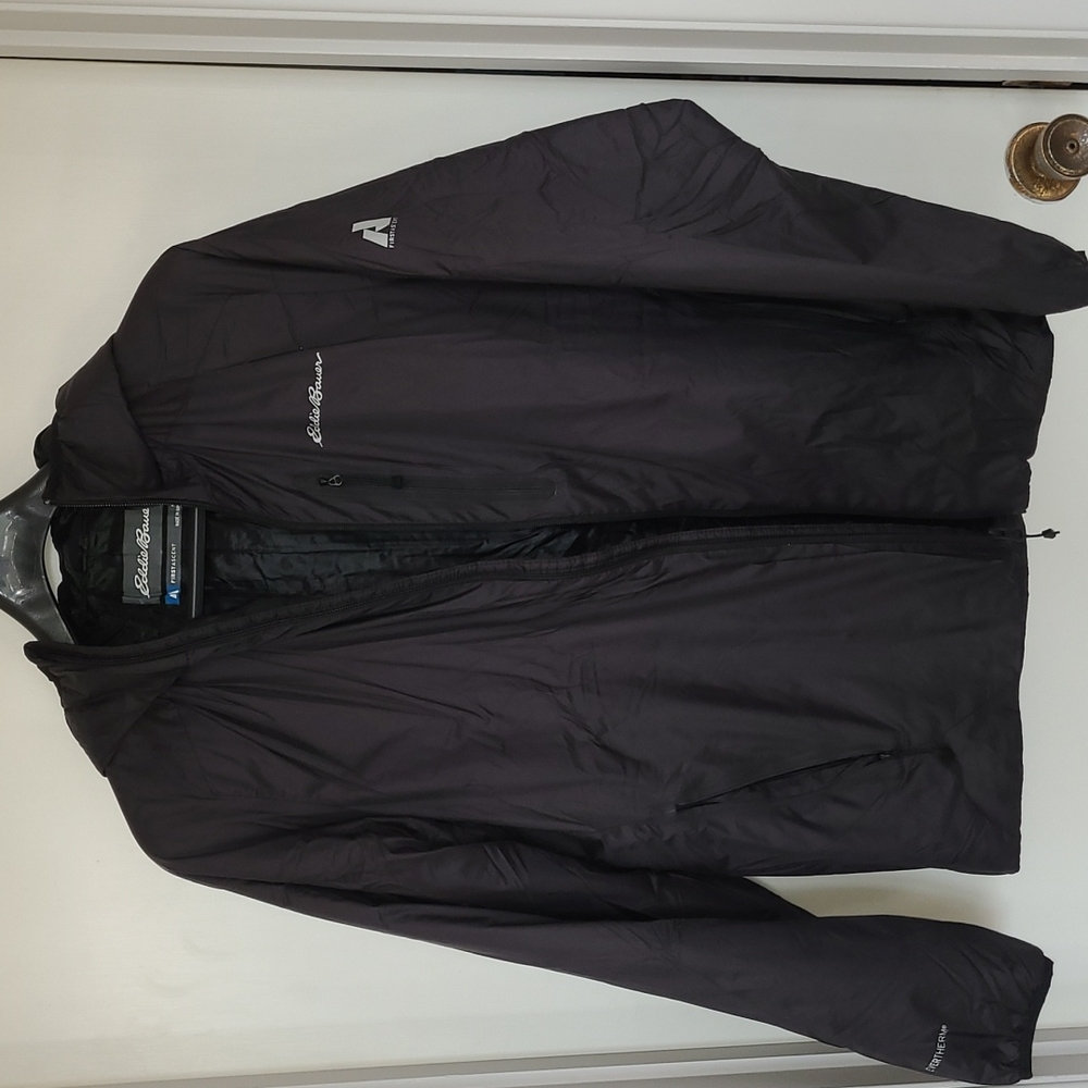 Small Black Eddie Bauer First Ascent Evertherm Jacket